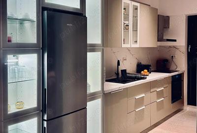 Apartament cu 3 camere decomandat în Fundeni