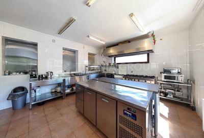 Casă individuală cu 11 camere cu Canalizare în Bran - 13