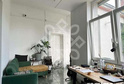 Casa cu vad comercial de vanzare in Salonta - 1