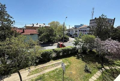 Apartament cu 2 camere semidecomandat în Ultracentral