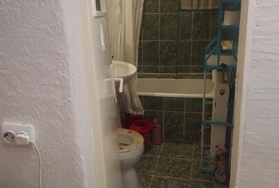 Garsonieră decomandată în Central - 7
