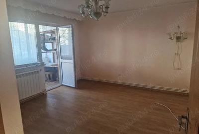 Apartament cu 3 camere decomandat în Mărăței - 1