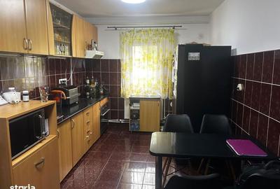 Apartament cu 4 camere decomandat în Gării - 3