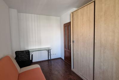 Apartament cu 3 camere decomandat în Central - 9