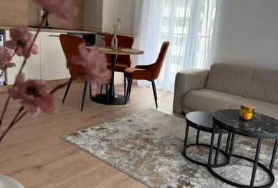 Apartament cu 3 camere semidecomandat, mobilat în Florești - 1
