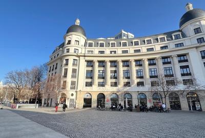 Spațiu comercial, de 80 mp, în P-ța Universității - 2