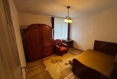 Apartament cu 3 camere decomandat în Budai - 2