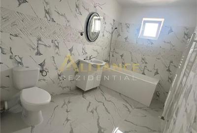 Apartament cu 2 camere decomandat în Central - 2