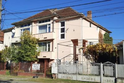 Casă cu 5 camere cu Teren 1124 Mp în Recaș - 8