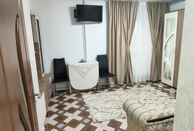 Garsonieră decomandată în Central - 3