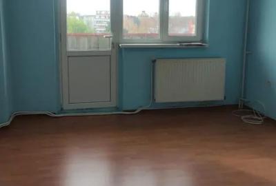 Apartament cu 4 camere decomandat în Gării - 1