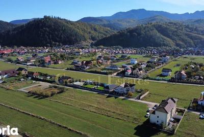 Teren de 2233 mp, în Central - 2