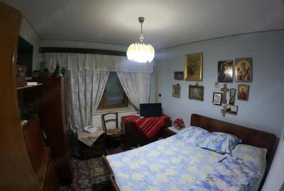 Apartament cu 3 camere semidecomandat, mobilat în Central - 2