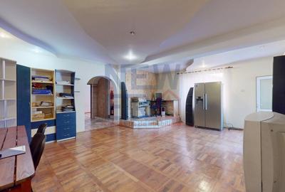 De  inchiriat  Vila cu 7 camere + gradina + piscina  Bulevardul Ghencea - 4