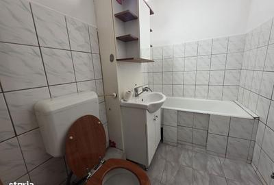 Garsonieră decomandată în Astra - 3