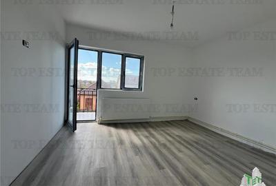 Casă cu 5 camere cu Canalizare în Lumina - 5