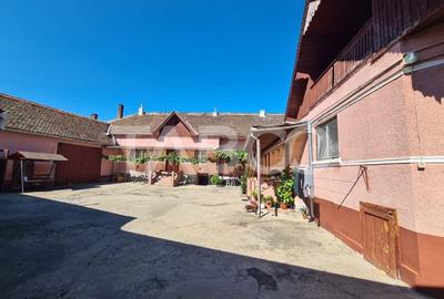 Casa cu spatiu comercial de vanzare in Sebes zona centrala - 20