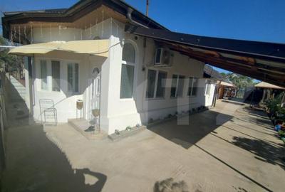 Casă cu 3 camere cu Teren 851 Mp în Central