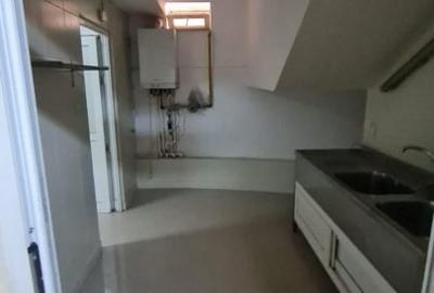 Vanzare Apartament 4 camere+posibilitate spatiu comercial la demisol - Bragadiru Vanzare Apartament 4 camere+posibilitate spatiu comercial la demisol - Bragadiru - 2