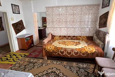 Casă cu 4 camere cu Teren 1000 Mp în Fântâna Mare - 2