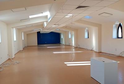 Casă cu 4 camere cu Canalizare în Central - 15