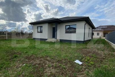 Casa individuala de vanzare, 4 camere, 112 mp, zona Unirea