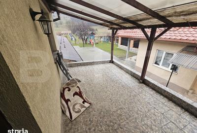 Casă cu 5 camere cu Teren 3566 Mp în Rebrișoara - 17