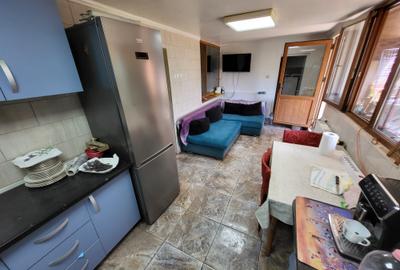 Casa zona MALL pret 200000 euro - 3