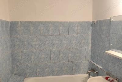 Apartament cu 2 camere decomandat în Muncii