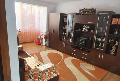 Apartament cu trei camere, etajul 1 - 4
