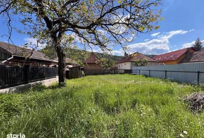 Casă cu 2 camere cu Teren 659 Mp în Central - 1