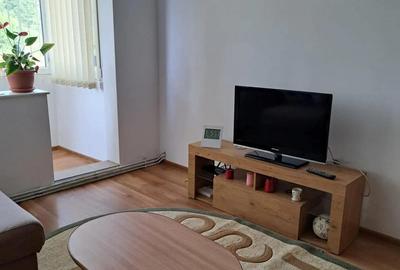 Apartament 2 camere zona Politiei Resita - 2