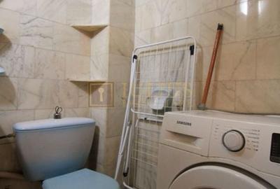 Aradului, 3 camere + 2 bai,  centrala proprie - 13