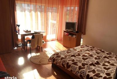 Apartament cu 2 camere, mobilat în Zorilor