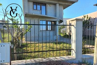 Vila P+1, 4 camere, teren 400mp, oras Ovidiu