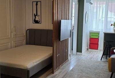 Apartament cu 1 camere semidecomandat, mobilat în Titan