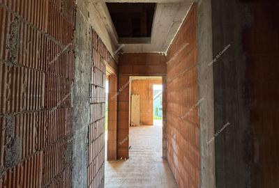 Duplex cu 5 camere cu Canalizare în Giroc - 21