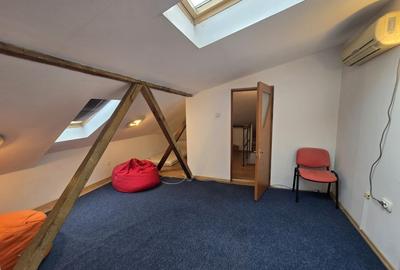 Casa la curte individuala Sector 4 (M Eroii Revolutiei) - 10