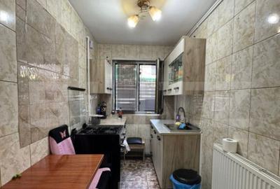 Casa spatioasa cu 4 camere, 103 mp, curte 70 mp, zona 13 Sep - 6