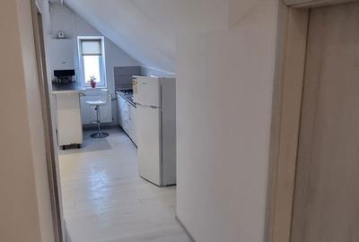 Apartament cu 2 camere decomandat în Central - 4