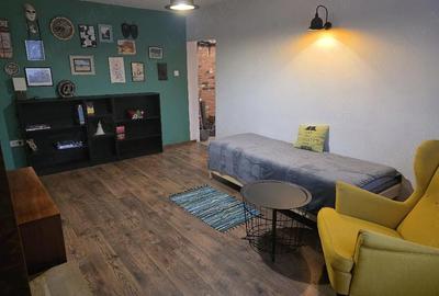 Apartament cu 2 camere decomandat în Girocului - 2