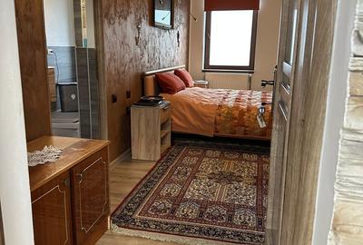 Casă cu 5 camere cu Teren 1430 Mp în Gurghiu - 10