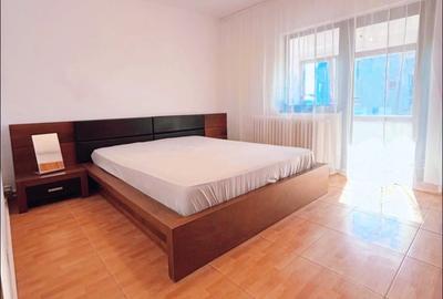 Apartament  3 camere, decomandat, Otopeni centru - 2