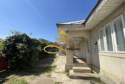 Casa de vanzare in Bacau Valea Seaca teren generos și anexe - 2
