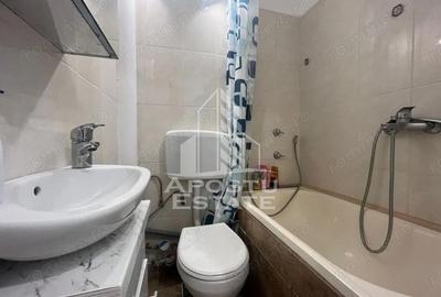 Garsonieră decomandată în Central - 2