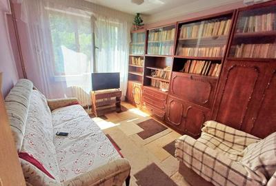 Apartament cu 3 camere decomandat, mobilat în Frumoasa