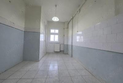 Apartament cu 3 camere decomandat în Ultracentral - 1