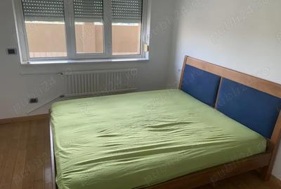Apartament cu 3 camere în Central - 3