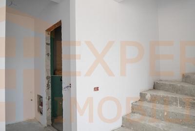 O casa cu priveliste cat o vacanta. Acasa, in Palazu Mare. - 18