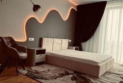 Apartament cu 3 camere semidecomandat, mobilat în Băneasa